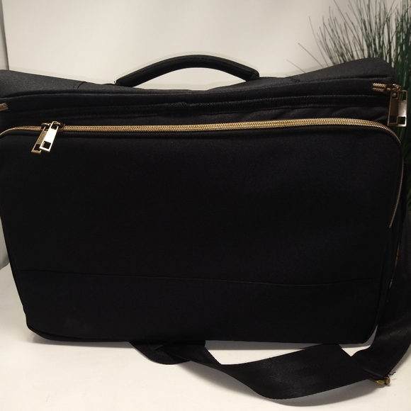 NWOT Game Console and Controller Carrying Case - Picture 7 of 7